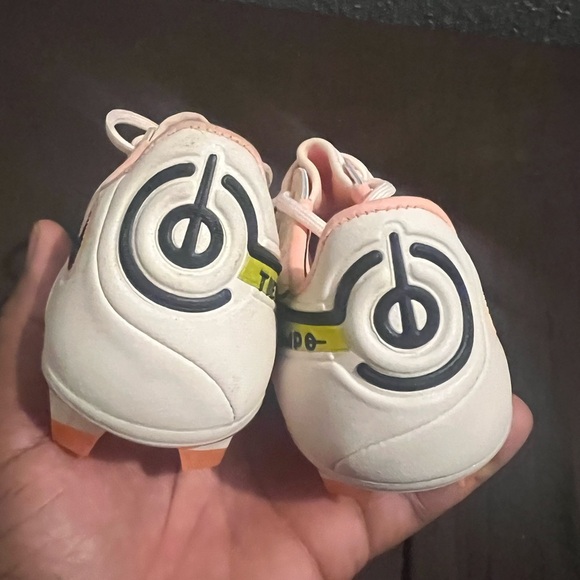 Nike Soccer Cleats Tiempo Legend 9 Elite FG Lucent Pack Authentic - Picture 5 of 9